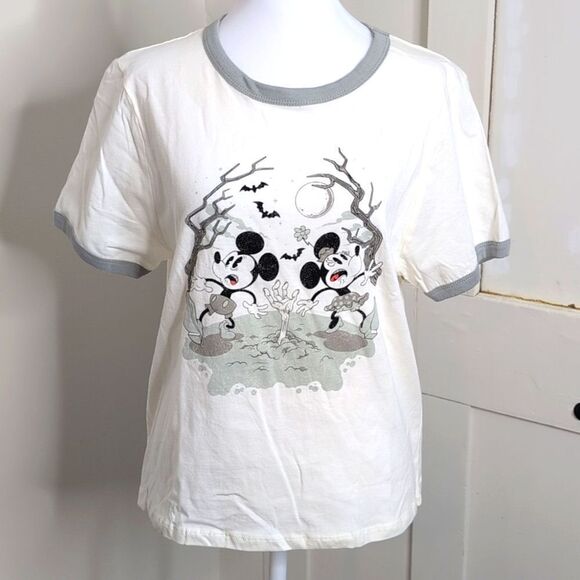 Disney Mickey And Friends XL Black and White Halloween Short Sleeve T Shirt, NEW - Picture 1 of 5